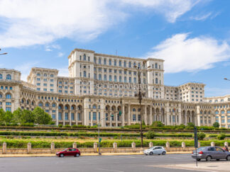 Romanian parlamenttitalo, Bukarest