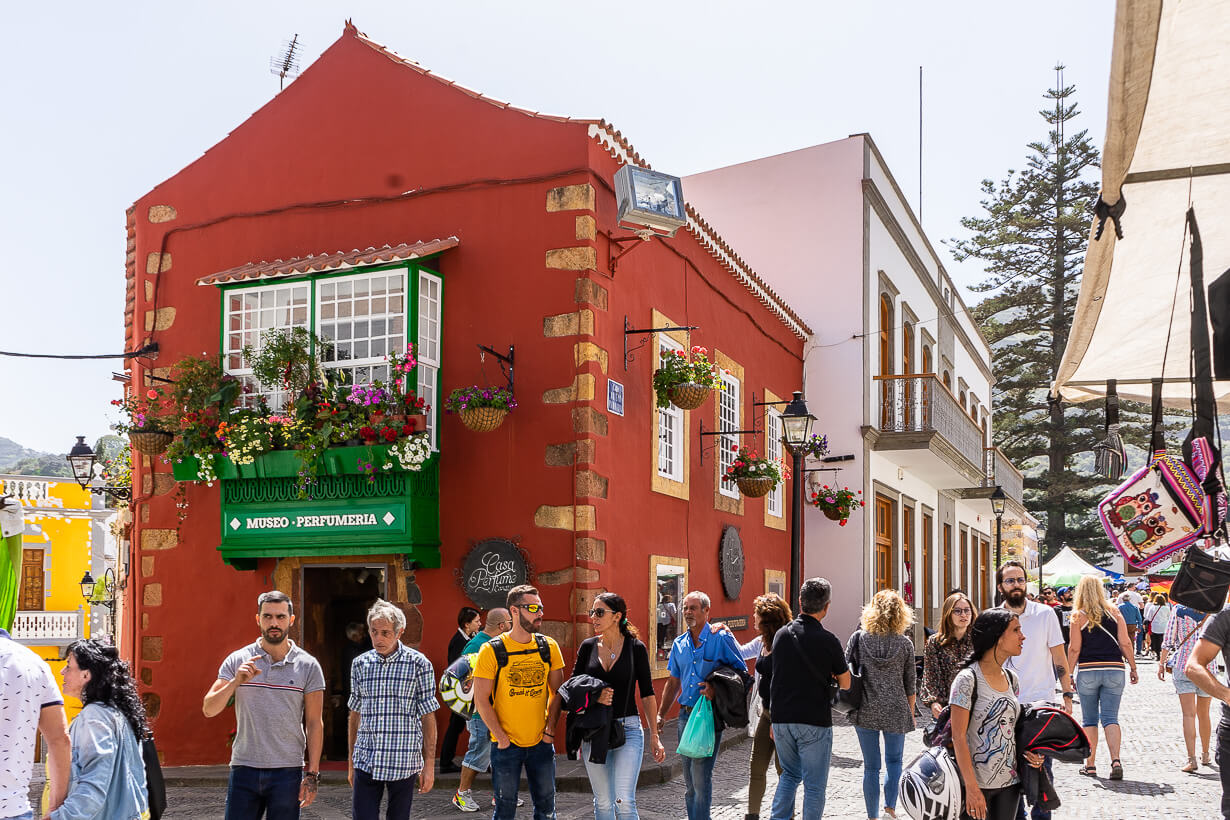 Terorin sunnuntaimarkkinat, Gran Canaria