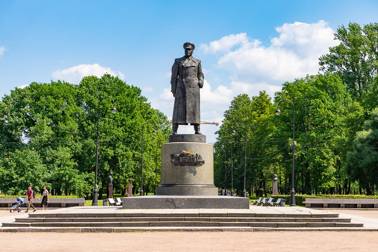 Marsalkka Georgi Zhukov, Moskovan voitonpuisto, Pietari