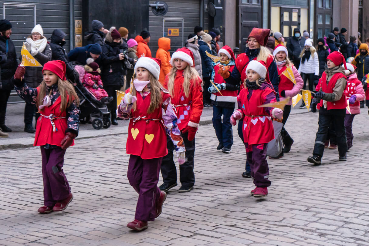 Tampereen joulunavausparaati 2021