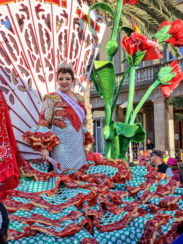 Karnevaalien Gran Dama eli kuningataräiti, Las Palmas.