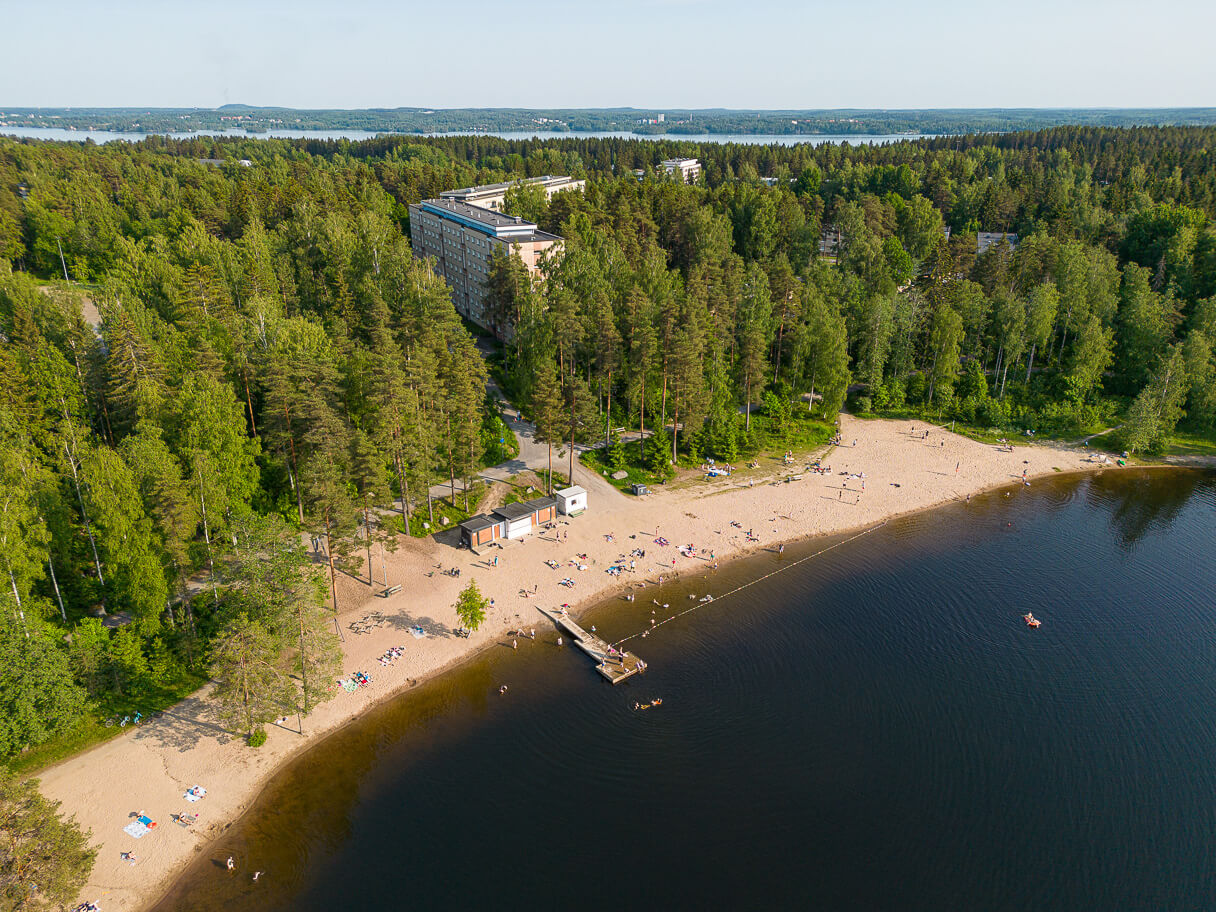 Tesomajärven Ristimäen uimaranta, ilmakuva.