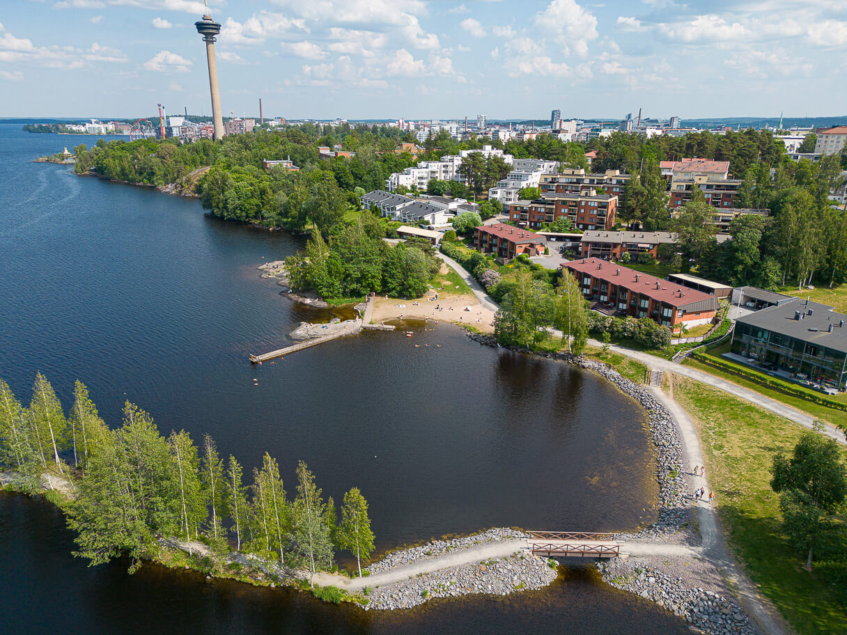 Tampereen Elianderi uimaranta.